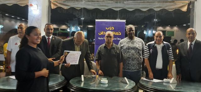 حزب حماة الوطن يكرم أبطال الدراجات بالسويس 